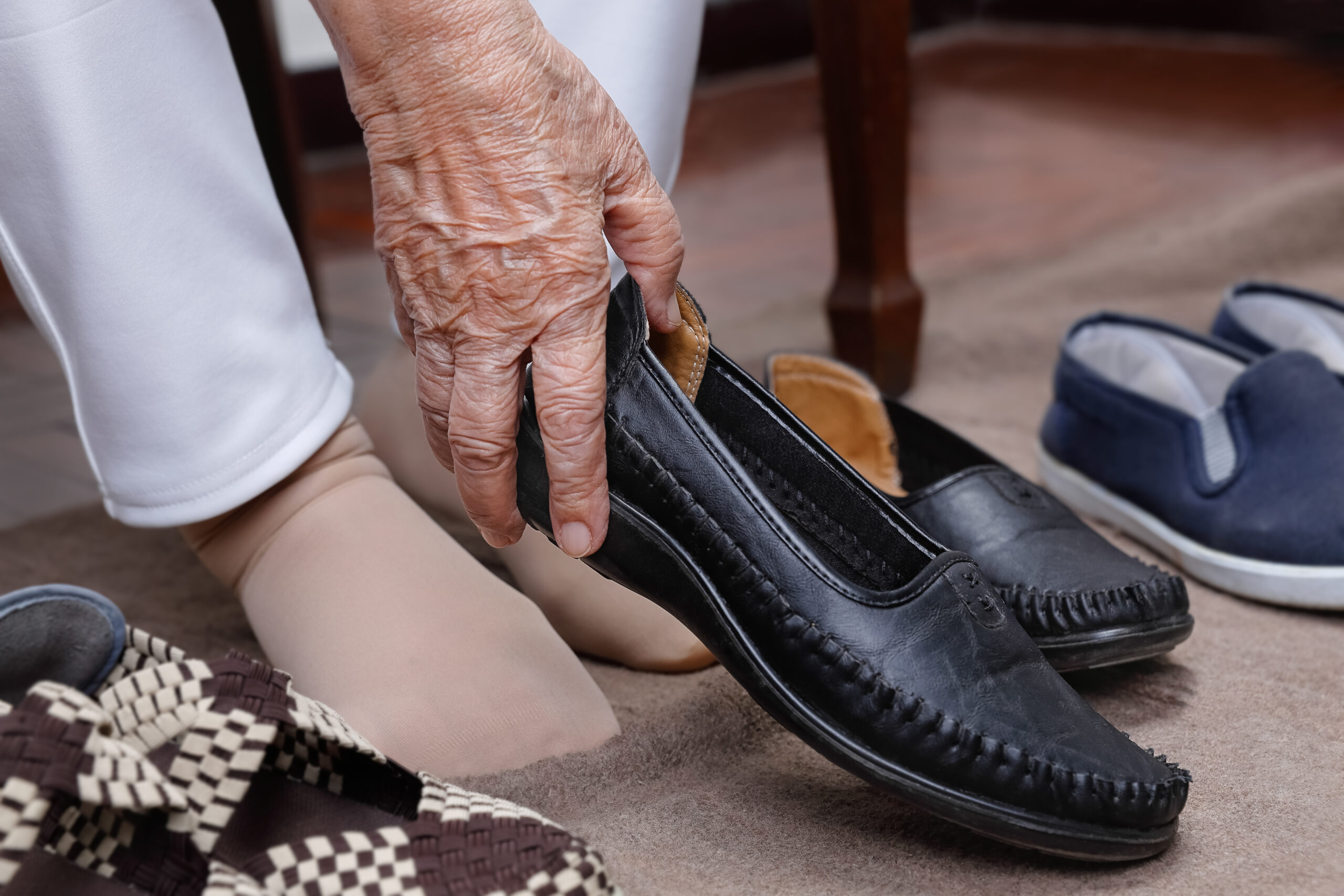 shoes for senior women